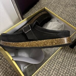 Outwoods Black Footwear